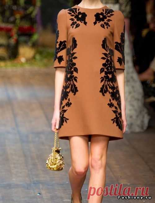 Платье от Дольче & Габбана. Идея декора