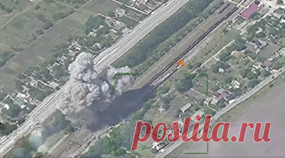 Уничтожены личный состав, бронетранспортёры и ЗРК: комплекс «Искандер-М» нанёс удар по месту разгрузки эшелона ВСУ. Расчёт ракетного комплекса «Искандер-М» нанёс удар по месту разгрузки железнодорожного эшелона с вооружением и военной техникой ВСУ в Запорожской области, заявили в Минобороны РФ. По данным ведомства, поражены личный состав ВСУ, бронетранспортёры М113, топливозаправщики, а также ЗРК «Бук-М1», БМП-2 и другие виды транспорта. Читать далее