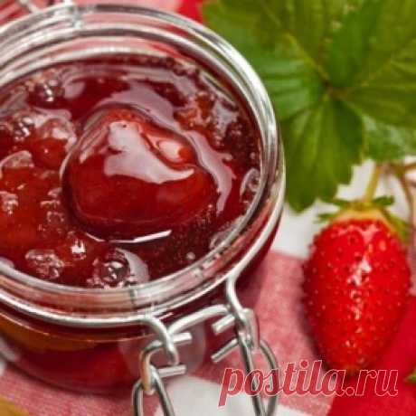 5 ошибок, которые вы совершаете при варке клубничного варенья