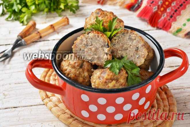 Гречаники с фаршем в духовке  Гречаники из свинины в духовке 
Гречаники — очень известное вкусное блюдо украинской кухни. Преимущественно готовятся они из гречневой каши и жирного фарша (лучше всего использовать для приготовления фарша жирную свинину) и имеют вид круглых шариков. Хотя существует большое количество и других рецептов приготовления вкусных гречаников.  
Чаще всего сформированные гречаники обжаривают на сковороде. Затем их можно дополнительно протушить в томат...