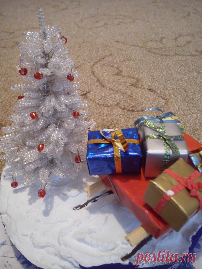 Елочки из бисера.