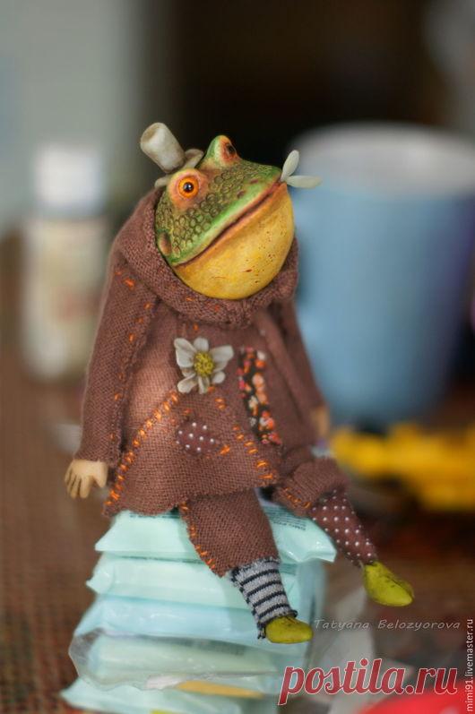 Купить После сытного ужина - комбинированный, лягушка, жаба, жабка, кукла на заказ, полимерная пластика