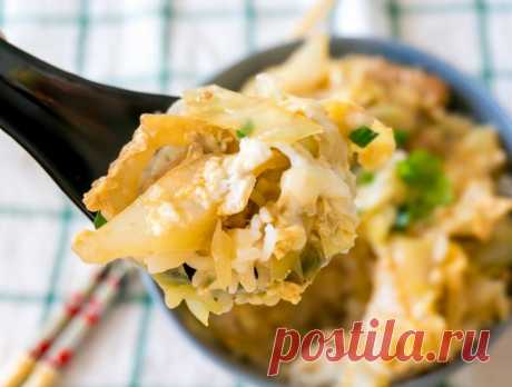 Оякодон (японский омлет с рисом и курицей) — Sloosh – кулинарные рецепты