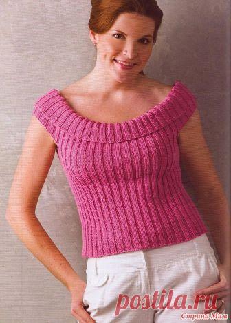 Вязаный спицами розовый женский топ 