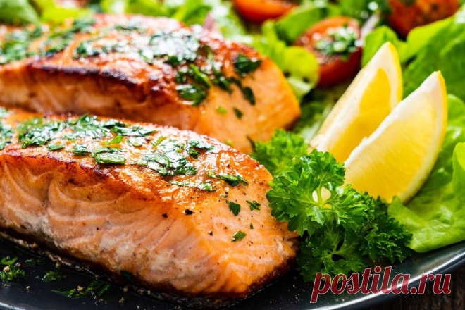 Лучшие рецепты с лососем | FAQ-ДИЕТА Лосось, несомненно, самая вкусная рыба и имеет ярко выраженный пикантный вкус. Он также невероятно легко готовится. Вы можете приготовить разнообразные