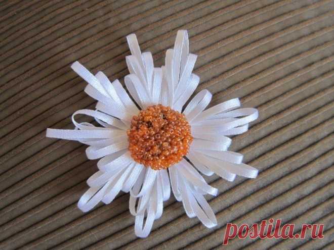Ромашка из ленточек — Сделай сам, идеи для творчества - DIY Ideas