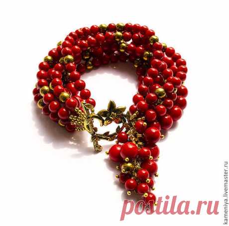 Купить Коралловый браслет многорядный с подвеской RED - ярко-красный, красный, коралловый, коралловый браслет