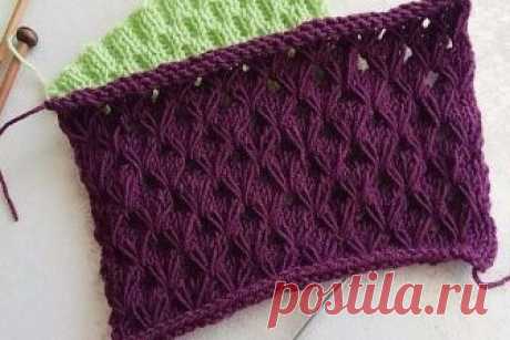 Ажурный узор с вытянутыми петлями
Таким красивым и необычным узором с вытянутыми петлями можно связать любое изделие, в котором вы будете выглядеть великолепно.

Красивый узор спицами
Рапорт узора 8 петель и 12 рядов.

Связать сначала 6 рядов лицевой глади. См. схему с 1-6 ряд.

Затем в 7-м ряду вязать: кромочною снять, *отсчитать четыре лицевых петли и опуститься вниз на четыре ряда. Ввести спицу между 2 и 3 петлей и вытянуть нить, сформировав вытянутую длинную петлю, про...