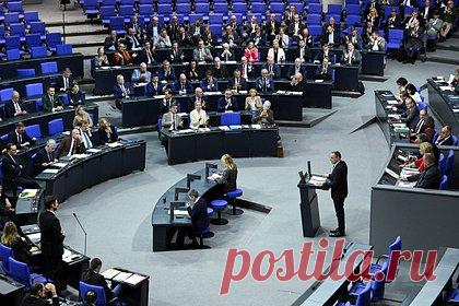 Европарламент принял резолюцию с призывом ввести миротворцев на Украину