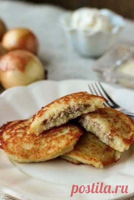 Картофельные драники с мясом.