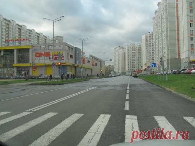 Что имеет приоритет разметка или знаки?