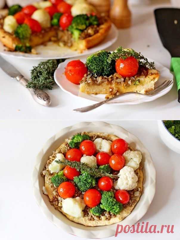 Открытый пирог с чечевицей и овощами