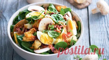 Салат из шпината с теплой заправкой из бекона, пошаговый рецепт с фото
