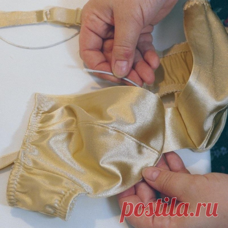 Бюстгальтер

Не секрет, что правильно подобранный бюстгальтер сделает вас неотразимой даже в обычном облегающем свитере, а без него... Летом тем более: ведь от бюстгальтера до купальника - один шаг. Что же кроме размера принять во внимание, совершая ответственный выбор фасона? Маленькие хитрости.

Оставить в секрете размер бюста женщинам с маленькой грудью поможет популярная модель "Анжелика". Характерная особенность этой модели - специальные поролоновые вставки, которые п...