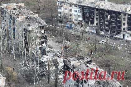 Таврическое командование ВСУ допустило новый штурм Угледара российскими войсками. Официальный представитель Таврического командования ВСУ Алексей Дмитрашковский допустил новый штурм Угледара. Он опасается, что в Угледаре может повториться ситуация с Артемовском, где украинские военные несут большие потери. Он допускает, что армия России будет использовать тактику «выжженной земли».