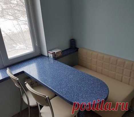 Как вам такой вариант кухонного столика?