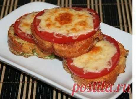 Гренки с помидорами и сыром к завтраку