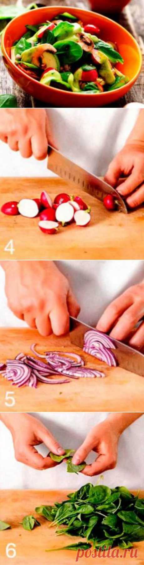 Салат из кабачков, грибов и редиса