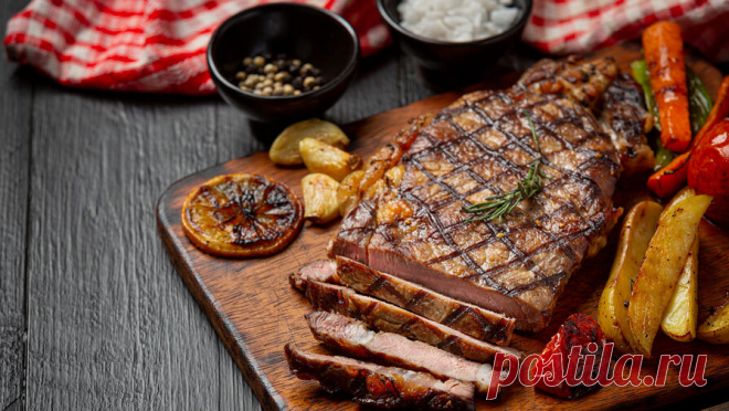 Врач предупредил об опасности высокобелковой диеты. Высокобелковая диета может повысить риск развития онкологических заболеваний. Об этом в интервью РИАМО предупредил врач-гастроэнтеролог АО "Медицина" (клиника академика Ройтберга) Евгений Белоусов. Также, по его словам, возникает ...