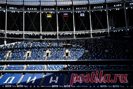 Место проведения стыковых матчей сборной России перенесли. Сборная России по футболу сыграет стыковые матчи для попадания на чемпионат мира 2022 года на стадионе «Динамо». В Российском футбольном союзе заявили, что причиной стала нестабильная эпидемиологическая ситуация в Москве и возможные связанные с этим ограничения, отметив, что они консультировались с Роспотребнадзором.