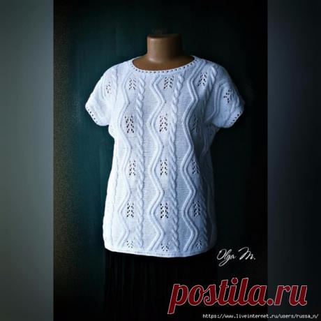 Летняя кофточка "ЛОМАНАЯ ЛИНИЯ".из итальянского хлопка.
https://www.instagram.com/olga_pletyvo/

Cлова автора :

Вязала я ее из 100% бобинного хлопка (Италия), метраж 1600 м в 100 г. Брала нить в 4 сложения, использовала спицы 2,5.
На размер 48-50 расход пряжи 450 г.
Модель прямого силуэта со спущенной проймой, без рукавов.

Как я вязала

На спицы набрала 164 п. и распределила петли так: 1кром., 3изн., 5 раппортов узора (по схеме), далее для симметрии: 6 п. косы и 3изн., 1...