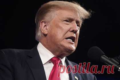 Трамп решил продать свой отель в Вашингтоне. Бывший президент США Дональд Трамп ведет переговоры о продаже своего отеля в Вашингтоне. Гостиница, которой владеет 45-й президент Соединенных Штатов, находится на улице Пенсильвания-авеню, которую часто называют «главной улицей Америки». Здание расположено в 500 метрах от Белого дома и в километре от Капитолия