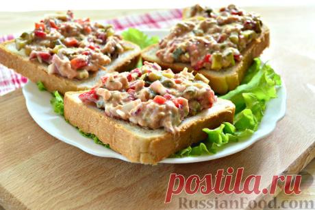 Рецепт: Тосты с салатом из тунца на RussianFood.com