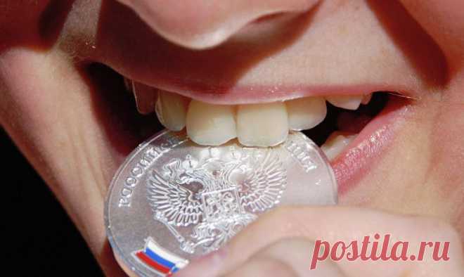 Минобрнауки сохранит награждение золотыми медалями выпускников школ - Новости Политики - Новости Mail.Ru