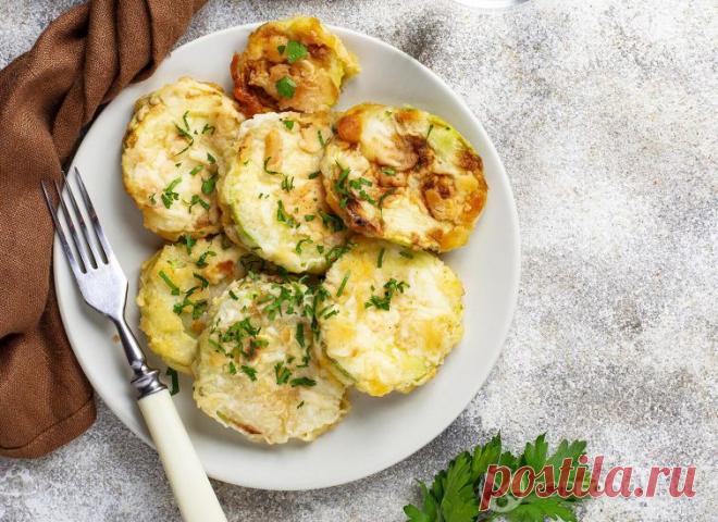 Вкусный Рецепт: Запечённые кабачки с чесноком и сыром