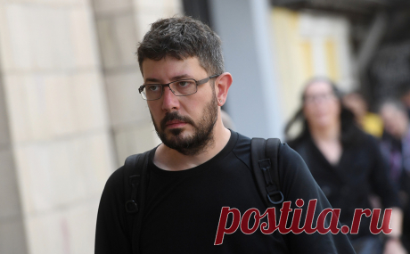СК проверит слова Артемия Лебедева о святых мощах. СК проверит пост Артемия Лебедева о святых мощах и Ленине на нарушение права на свободу вероисповеданий. Ранее он назвал бесполезным «созерцание мощей» и выразил недоумение, «почему в мавзолеях лежат напоказ трупики»
