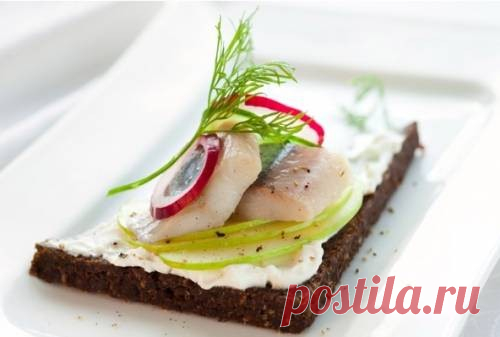 Праздничное ассорти из канапе