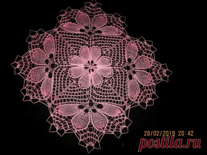 И опять салфеточки.