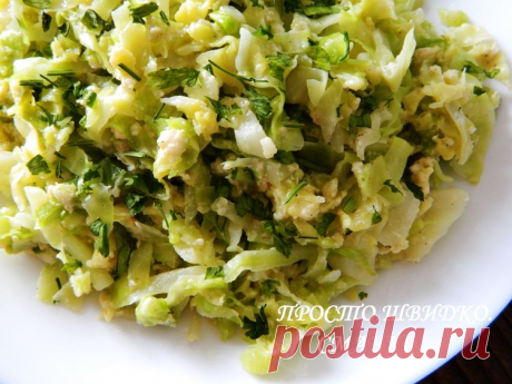 Жареная капуста с яйцом и сыром - Простые рецепты Овкусе.ру