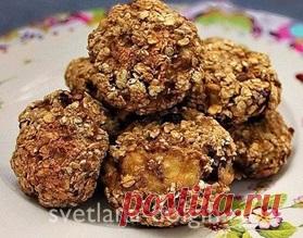 Овсяное печенье с бананом — отличный диетический вариант. Можно кушать на диете Гербалайф и снижать вес одновременно, а вкус у этого печенья изумительно нежный.