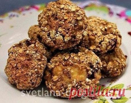 Овсяное печенье с бананом — отличный диетический вариант. Можно кушать на диете Гербалайф и снижать вес одновременно, а вкус у этого печенья изумительно нежный.