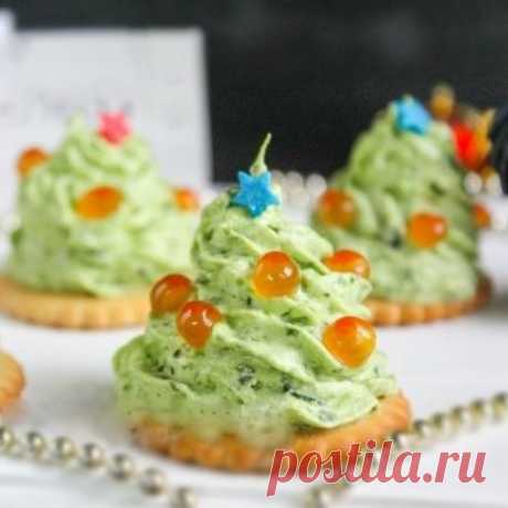 Закуска на крекерах &quot;Елочки&quot; - Простые рецепты Овкусе.ру