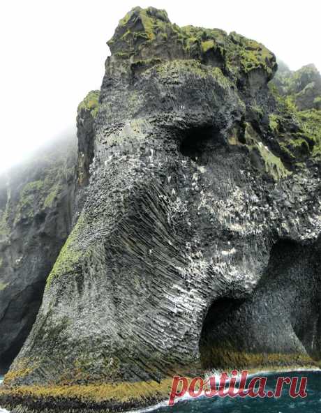Elephant Rock, Foto Iceland | One Big Photo