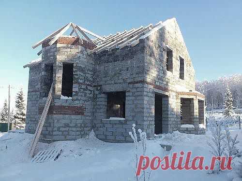 Строим дом зимой. Как правильно строить дом в зимний период?