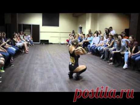 Elena Ninja Bonchicnhe (Fraules) vogue judge showcase in da FDS camp