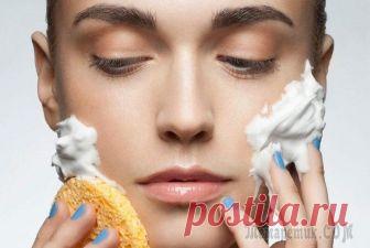 Как убрать раздражение и шелушение на лице: эффективные рецепты и образ жизни Настоящий кошмар каждой женщины – увидеть в зеркале своё отражение, усыпанное неэстетичными красными «бляшками». Речь идёт о кожном раздражении, которое может быть вызвано самыми разными факторами. Од...