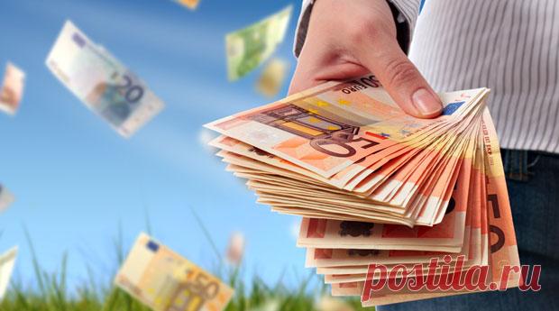 Как привлечь деньги: народные приметы
