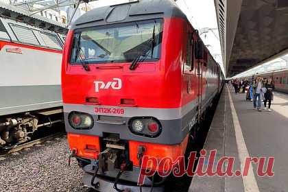 В РЖД назвали цену билета по высокоскоростной магистрали от Москвы до Петербурга. Цена билета на поезд по новой высокоскоростной магистрали (ВСМ) от Москвы до Санкт-Петербурга будет стоить чуть дороже «Сапсана». Такую информацию о стоимости проезда назвал генеральный директор РЖД Олег Белозеров. Глава компании уточнил, что запустить ВСМ планируют до 2030 года.