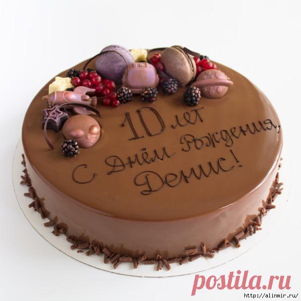 Шоколадный торт-красавец без выпечки