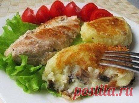 Картофельные зразы с грибами!.Безумно вкуснo!! Быстро, легко и ОЧЕНЬ вкусно! Рецепт совсем простой. !! Более подробно о рецепте можете узнать в источникe: шеф-повар Одноклассники, по ссылке fastppc.net/nIVE Рекомендуем посмотреть!!! Приятного аппетитa

Дорогие кулинары! Чтобы не потерять рецепт, жмите &quot;Класс!&quot;, а потом &quot;поделиться&quot;. Рецепт будет на вашей стене В Одноклассники. Всё ОК!