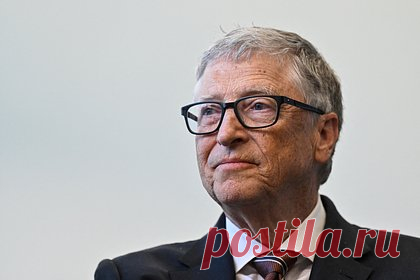 Гейтс назвал условие сокращения рабочей недели до трех дней. Американский предприниматель и филантроп Билл Гейтс заявил, что развитие искусственного интеллекта (ИИ) через какое-то время позволит миру сократить рабочую неделю до трех дней. Причем миллиардер не считает, что ИИ угрожает рабочим местам. По его мнению, однажды людям просто «не придется так много работать».