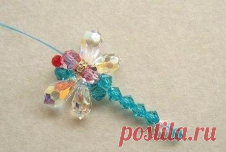 Стрекоза из бусин. Фото Мастер класс