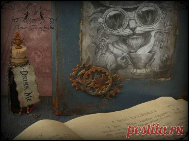 Блокнот в стиле Стимпанк "Безумное чаепитие", Имитация ржавчины акриловыми красками.