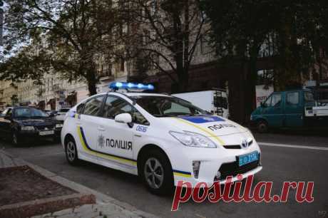 Украинская полиция показала видео из Чернигова с ранеными боевиками ВСУ. Российские военные ударили по гостинице «Профсоюзная», где располагались боевики ВСУ.