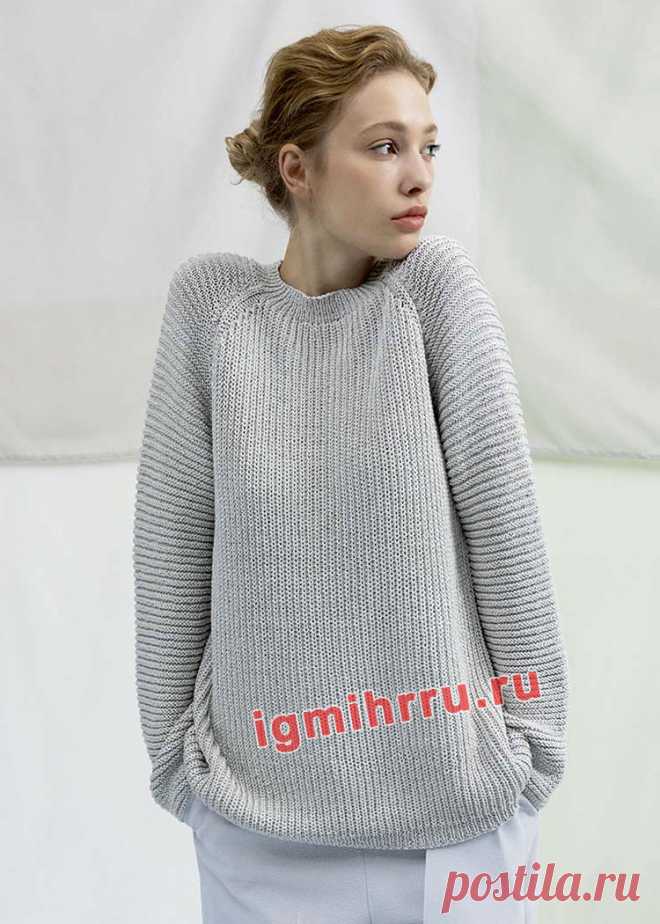 Шелковый пуловер с полупатентной резинкой и рельефным узором. Вязание спицами со схемами и описанием