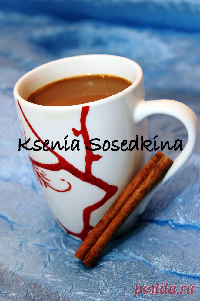 Кофе с кардамоном и корицей.
СОСТАВ:
Кофе натуральный (молотый) — 3 ст.л.
Сахар — 3 ст.л.
Молоко — 1,5 стак.
Вода — 1,5 стак.
Корица (палочка) — 0,5 шт
Кардамон